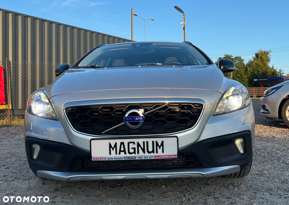 Volvo V40 Cross Country D2 Momentum - 33