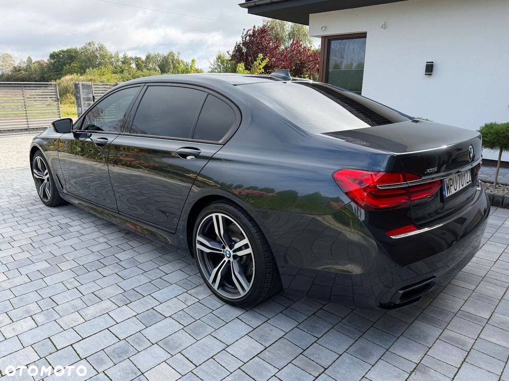 BMW Seria 7 750Li xDrive Edition Exclusive - 8