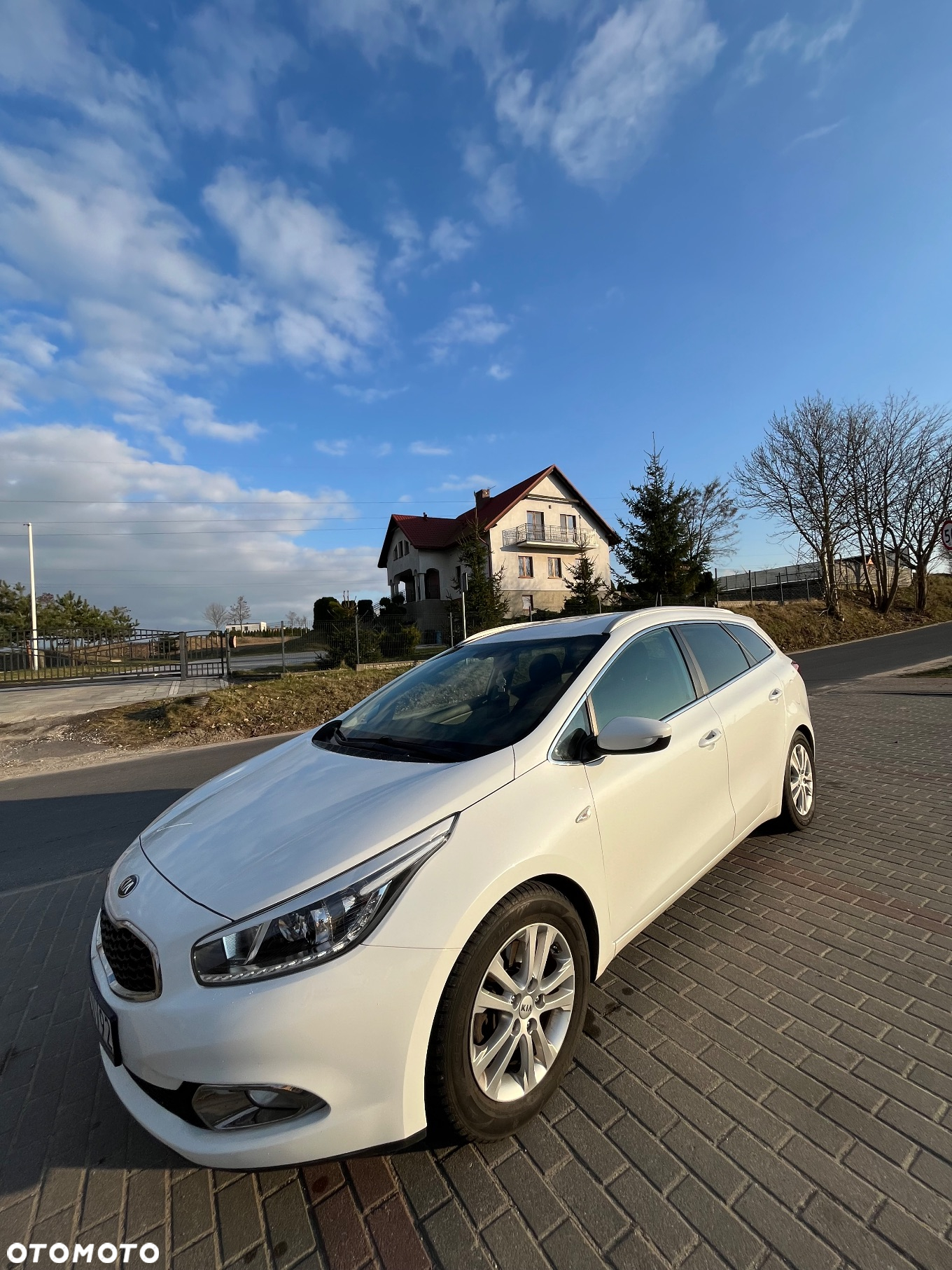 Kia Ceed - 9