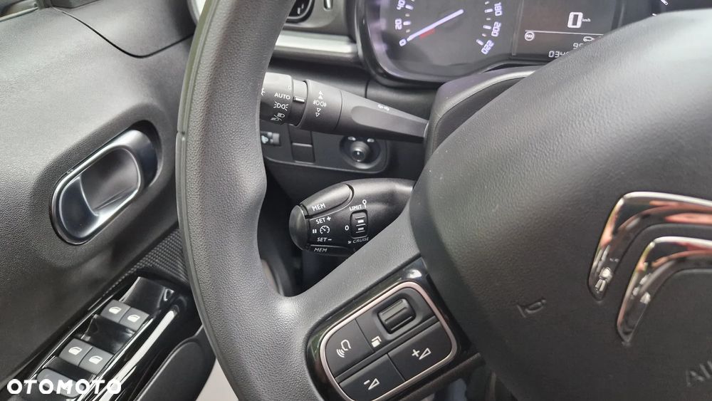 Citroën C3 1.2 PureTech Shine - 23