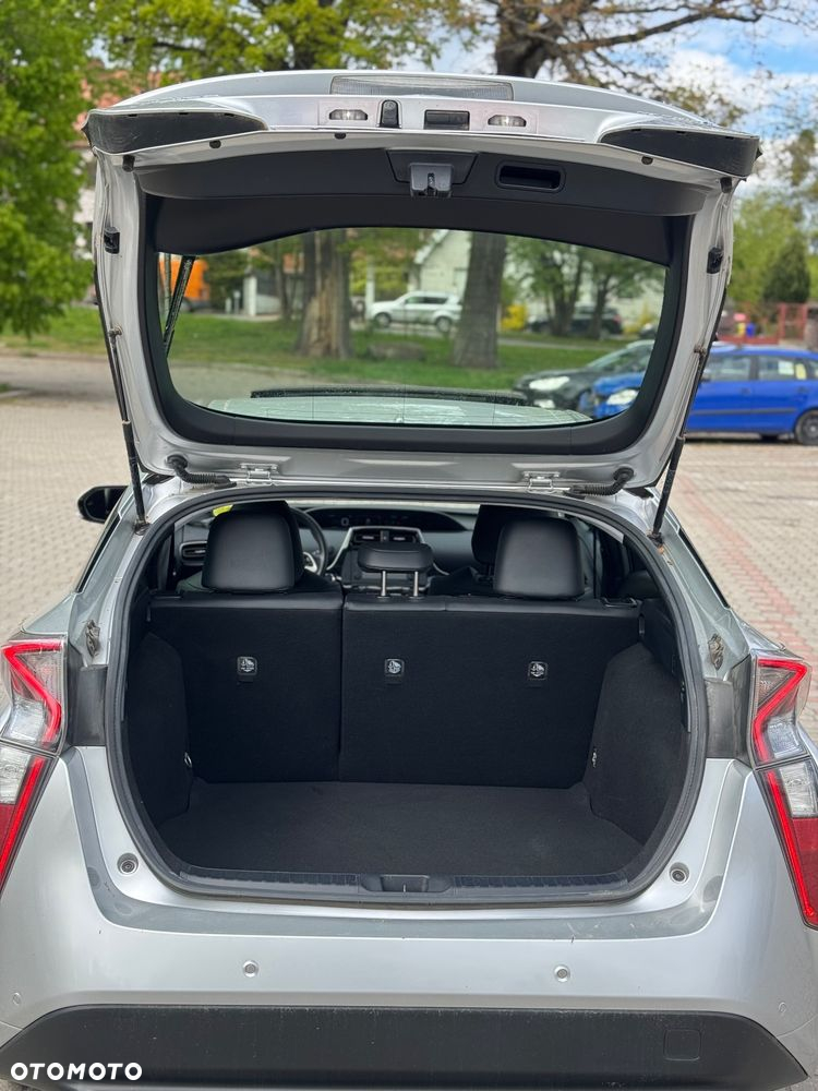 Toyota Prius 1.8 Hybrid Comfort - 7
