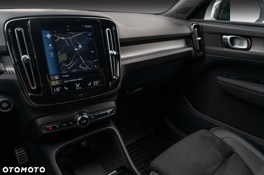 Volvo XC 40 T4 AWD Geartronic R-Design - 21
