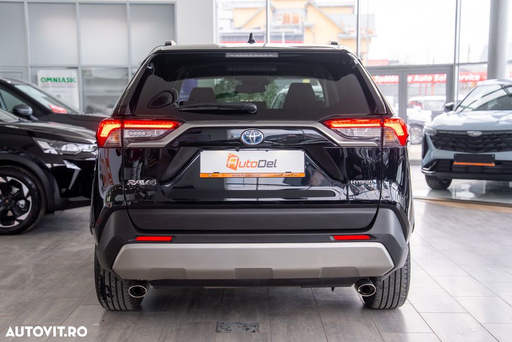 Toyota RAV4 - 11