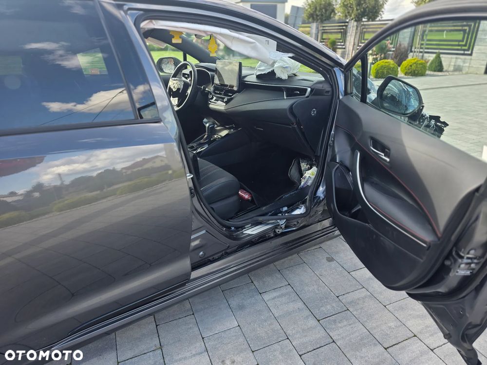 Toyota Corolla 1.8 Hybrid GR Sport - 17