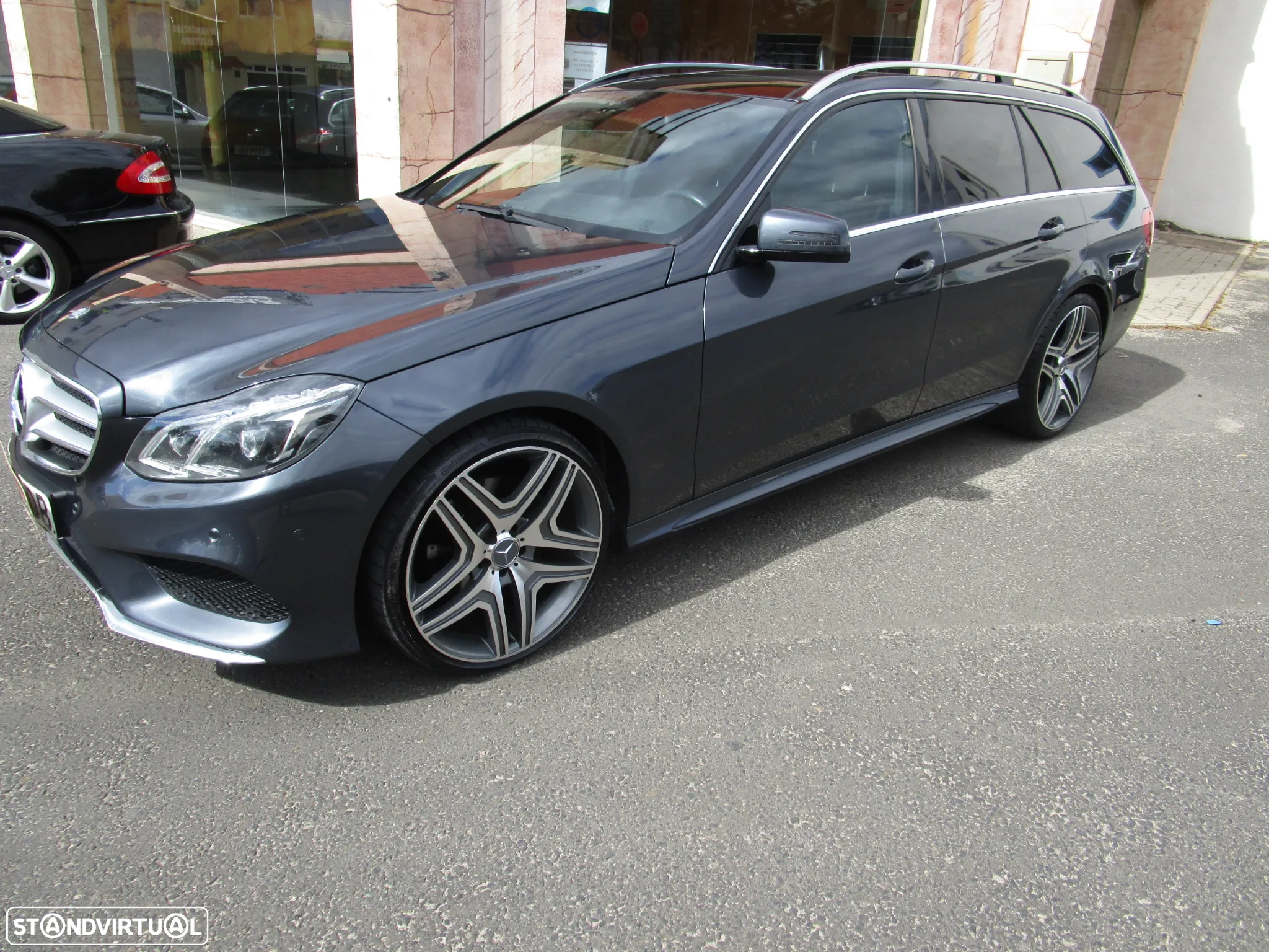 Mercedes-Benz E 300 Bluetec Hybrid Avantgarde - 9