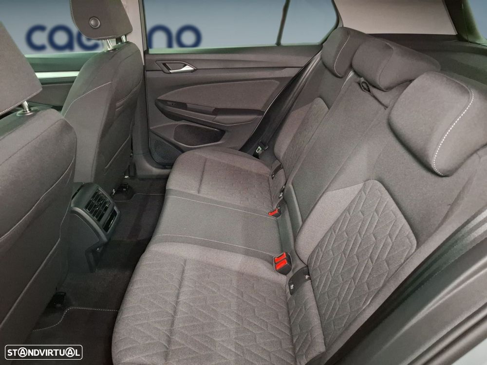 VW Golf 1.5 TSI e-Hybrid Sportline DSG - 14