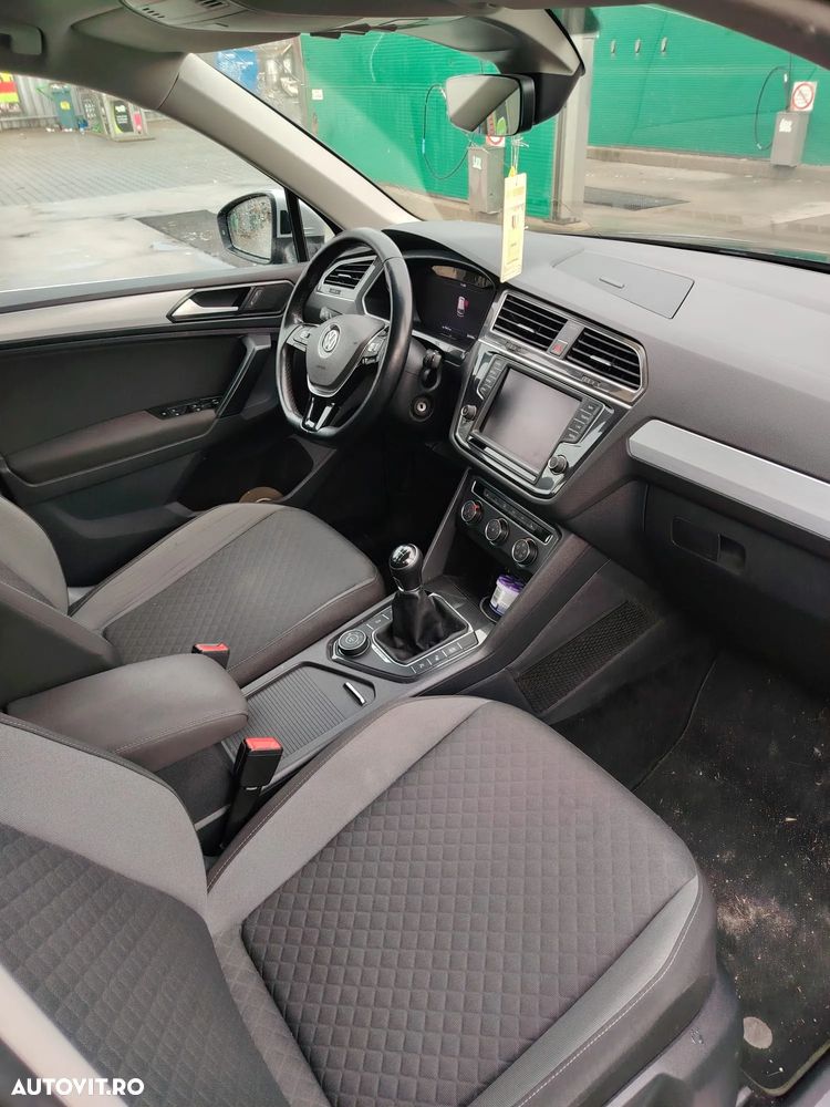 Volkswagen Tiguan - 7