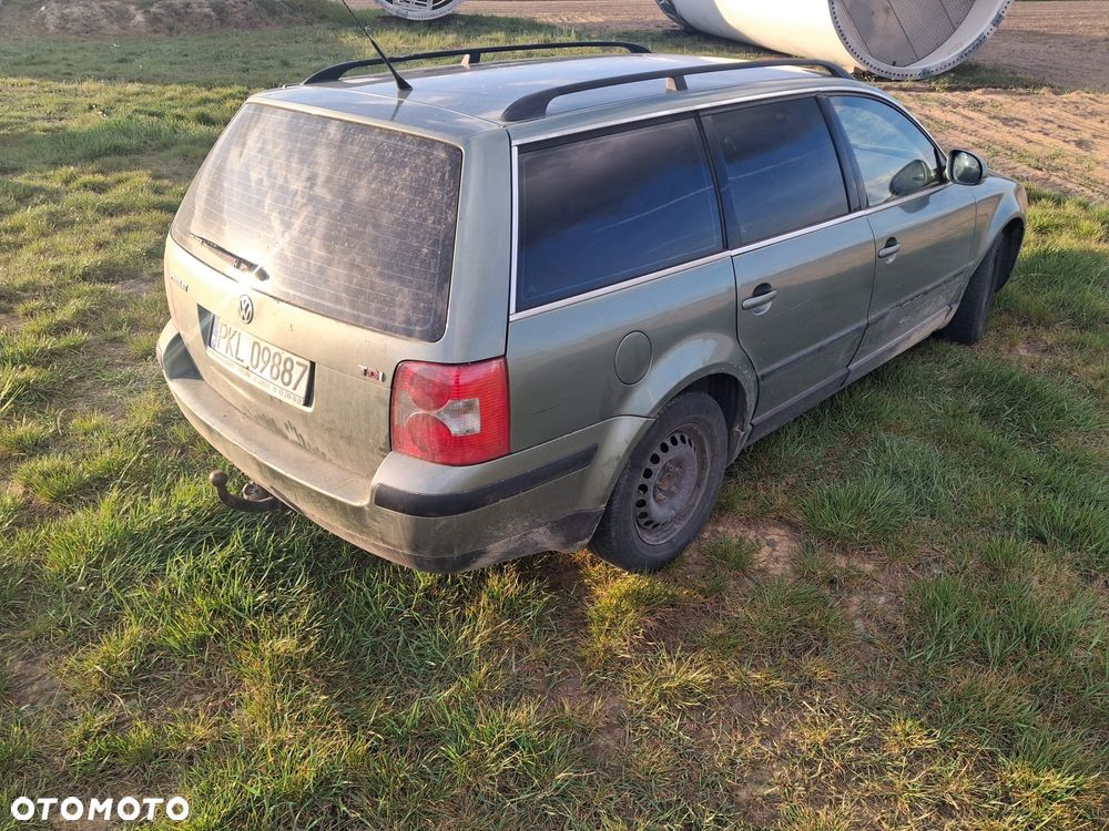 Volkswagen Passat - 8