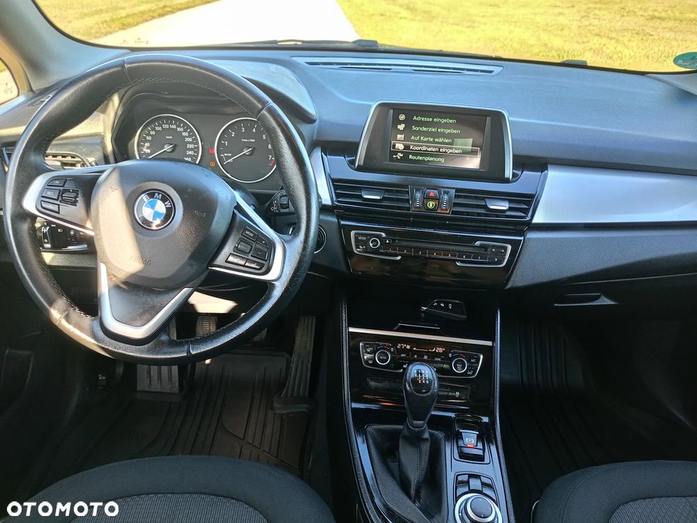 BMW Seria 2 218i - 16