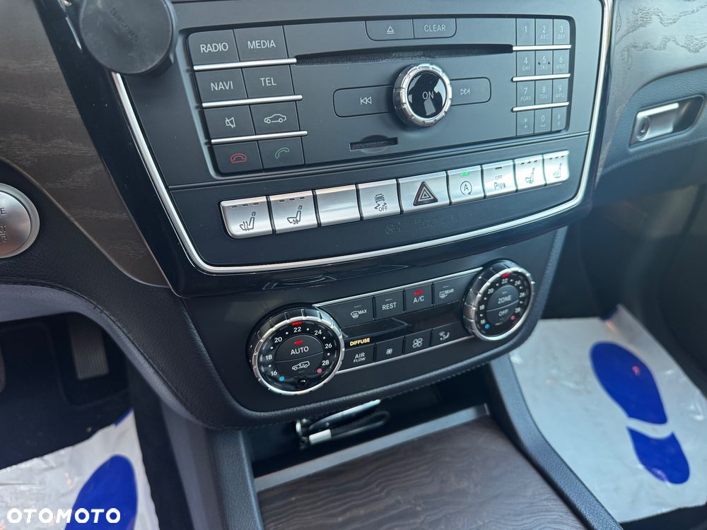 Mercedes-Benz GLS - 11