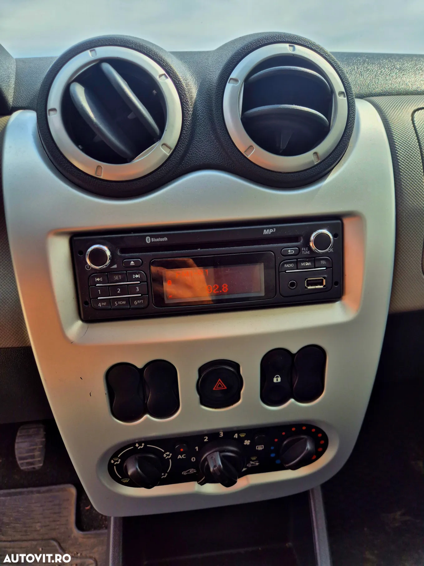 Dacia Logan - 12