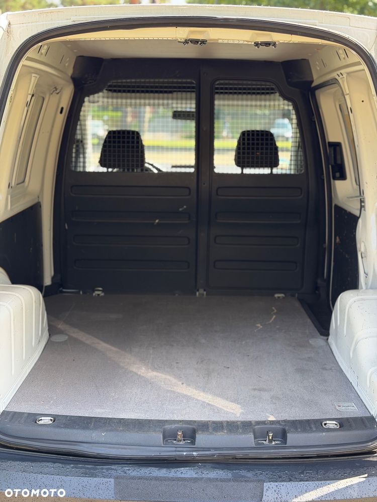 Volkswagen Caddy - 12