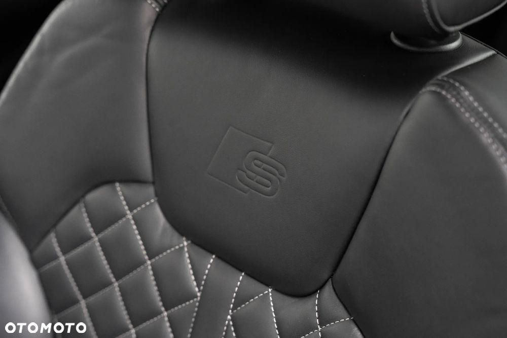 Audi Q5 50 TFSI e Quattro S tronic - 38