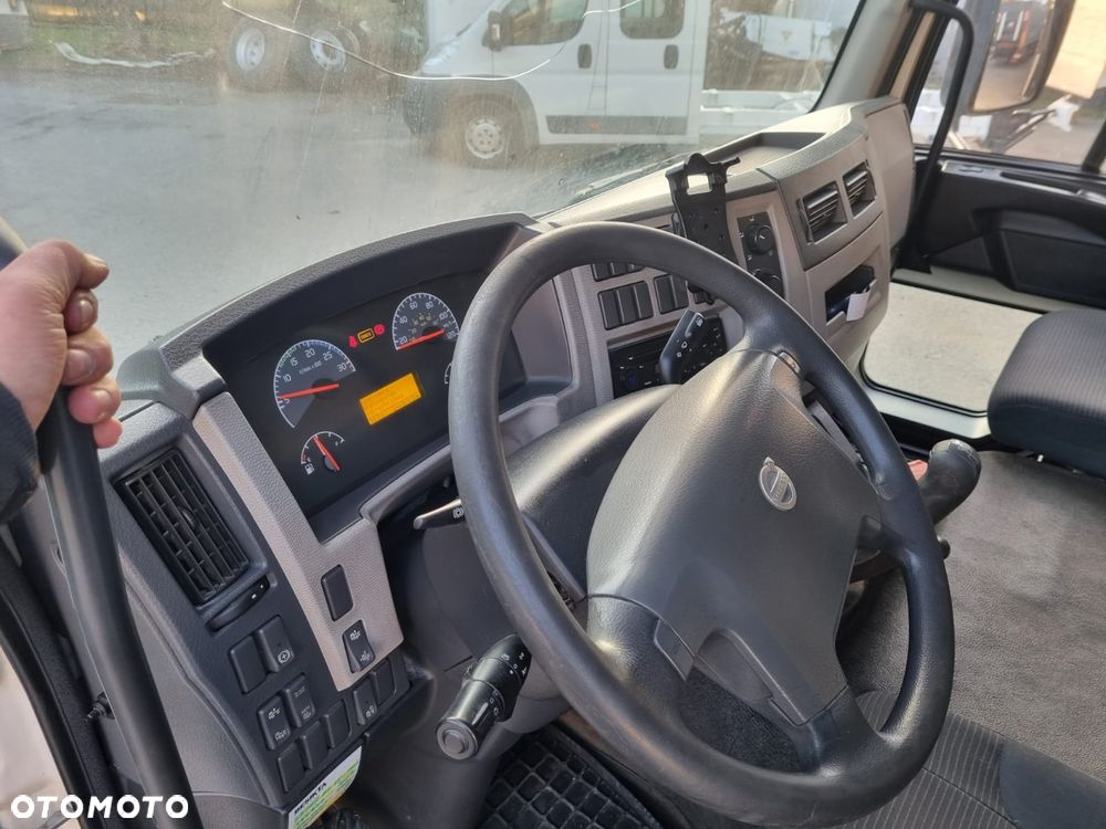Volvo FL 240  Super Stan manual skrzynia, klima - 16