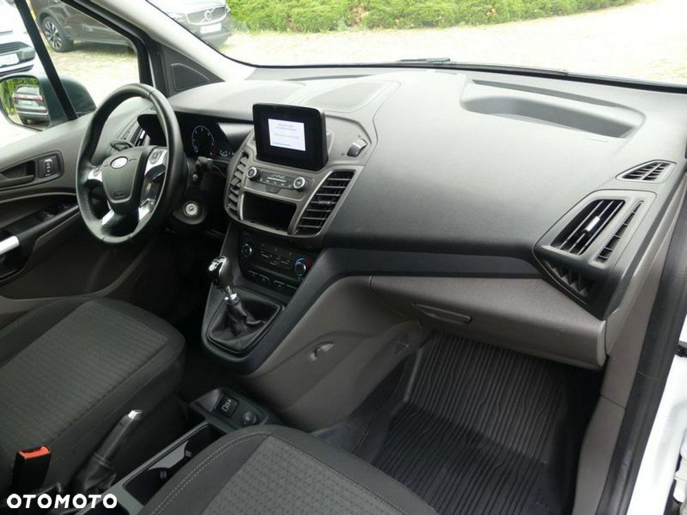 Ford Transit Connect - 10