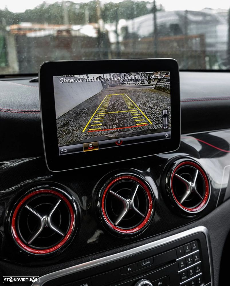 Mercedes-Benz CLA 45 AMG - 14