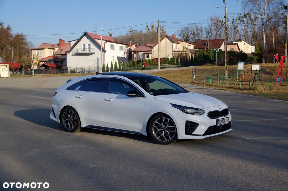 Kia ProCeed 1.6 CRDi DCT7 SCR GT LINE - 17