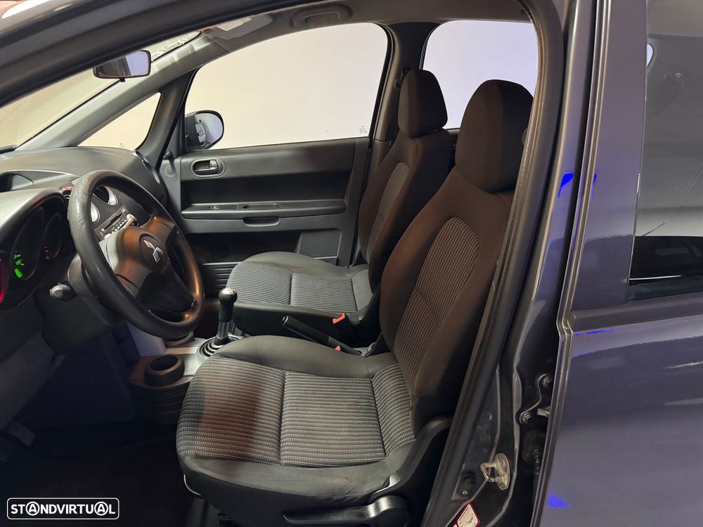 Mitsubishi Colt 1.1 Inform RCD/AC ClearTec - 34
