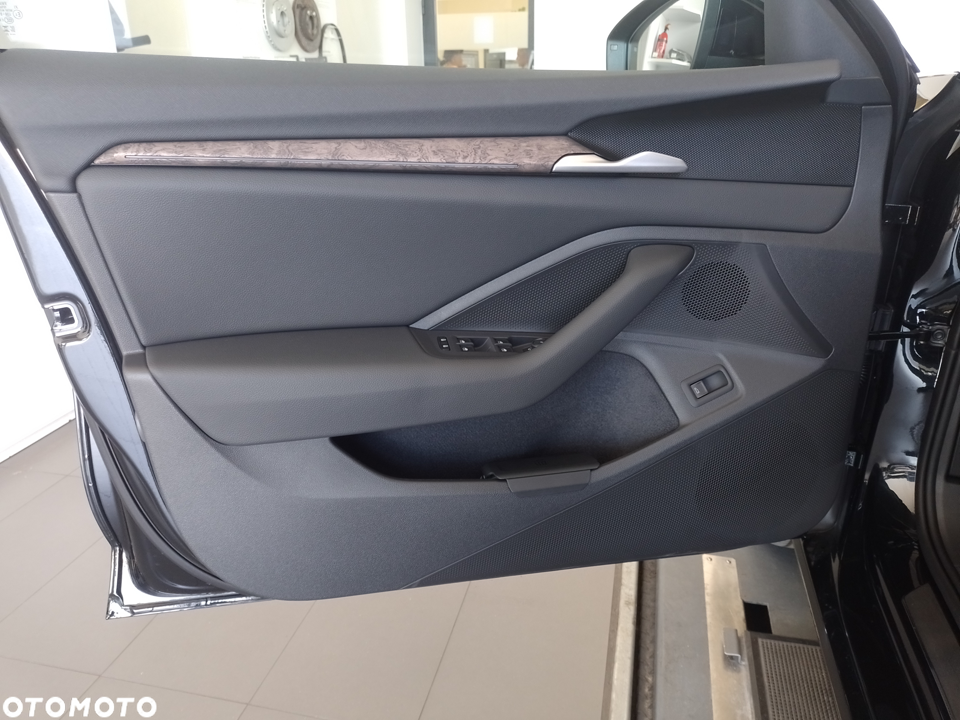 Skoda Superb 2.0 TSI L&K DSG - 18