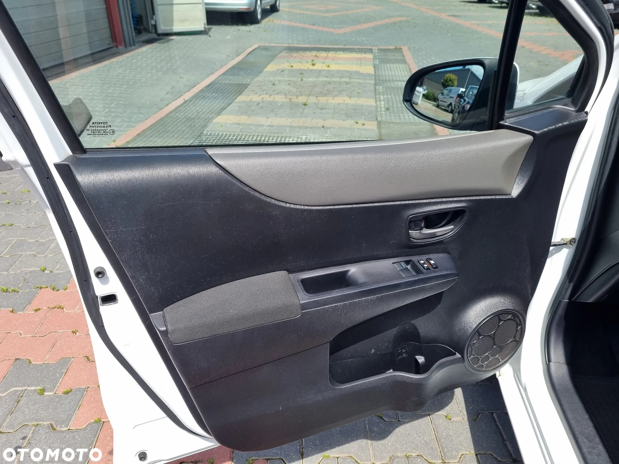 Toyota Yaris 1.0 Active - 9