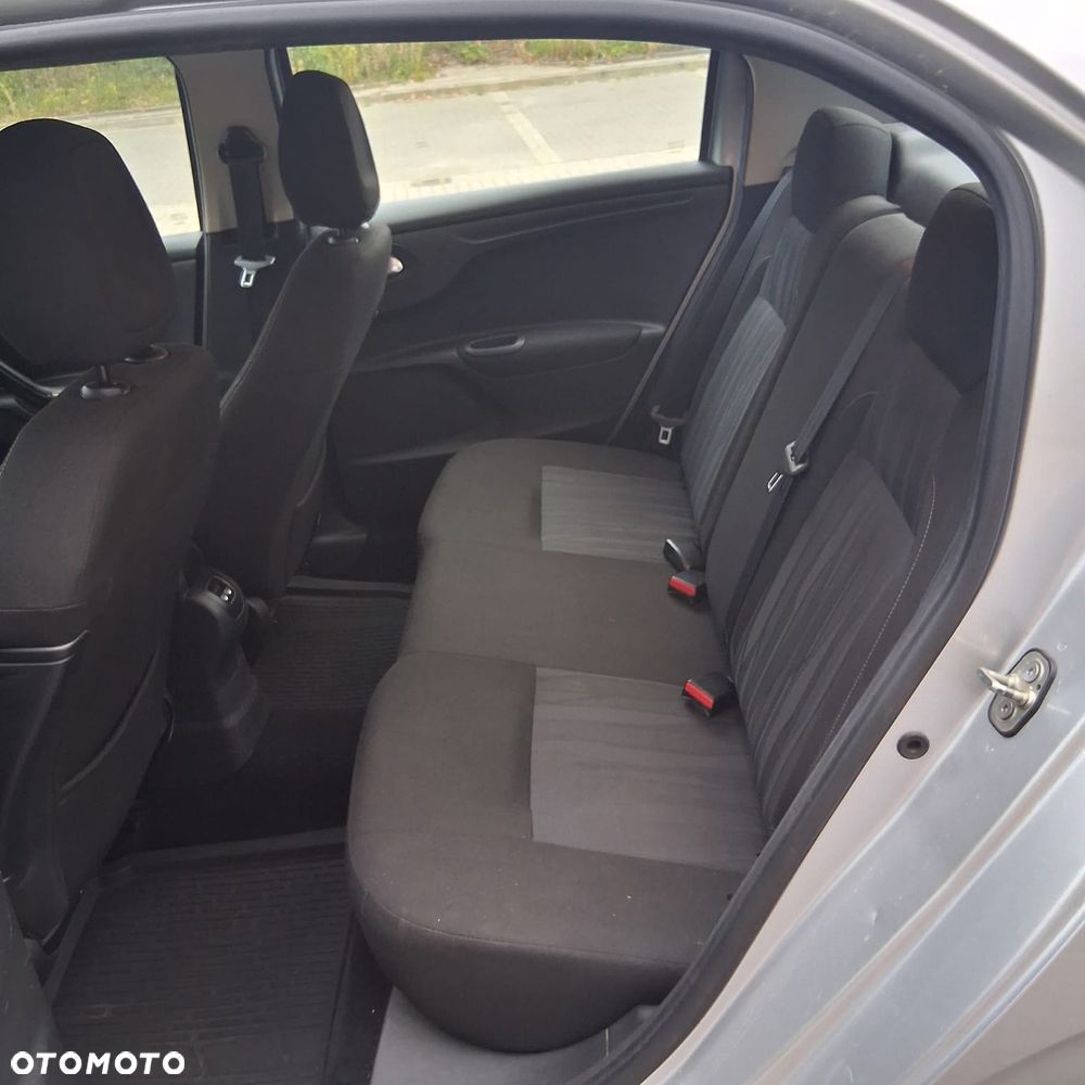 Peugeot 301 1.6 VTi Allure - 18