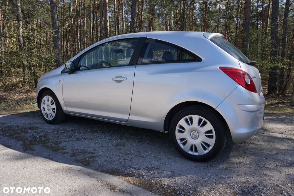 Opel Corsa 1.2 16V - 8