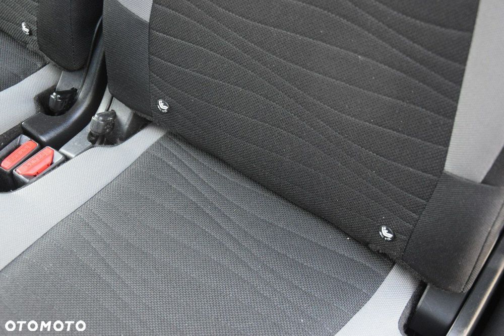 Citroën C4 Grand Picasso 1.6 e-HDi Exclusive - 24