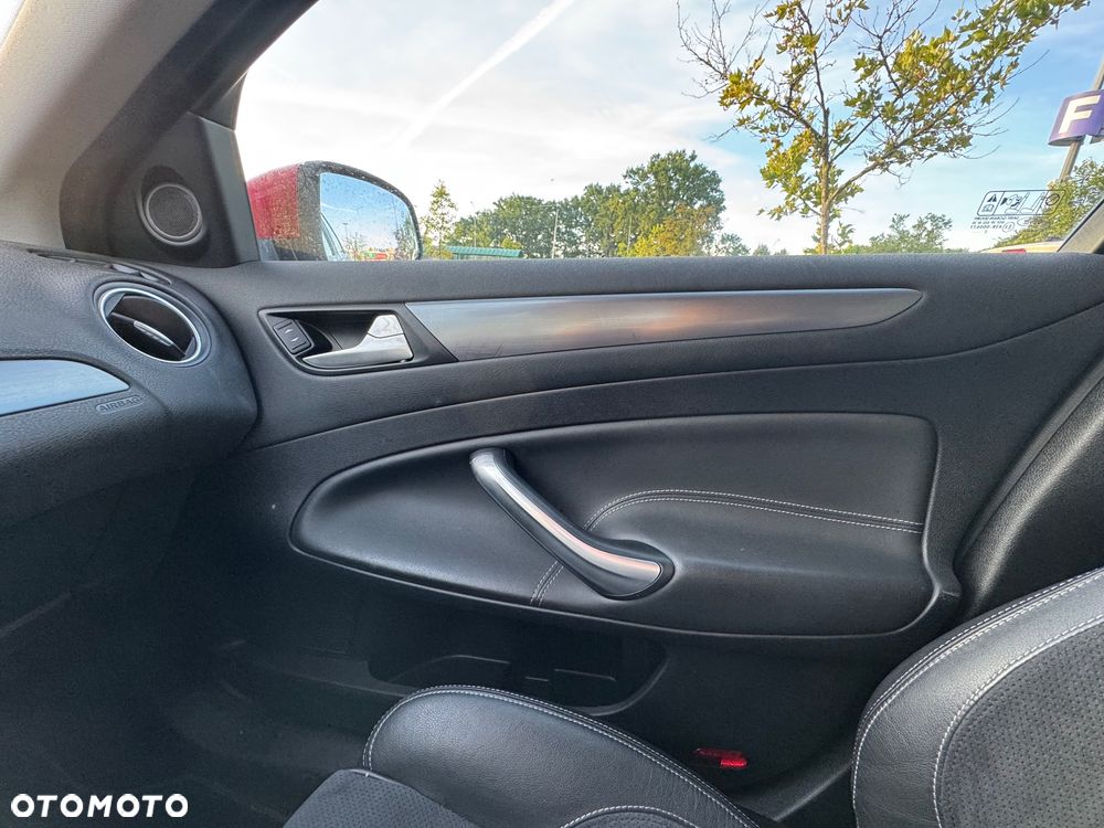 Ford Mondeo 2.2 TDCi Titanium - 19