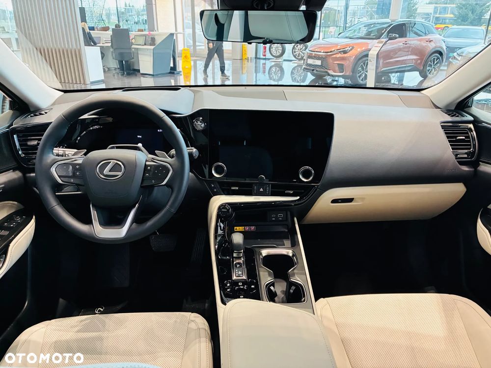 Lexus NX 350h Omotenashi AWD - 13