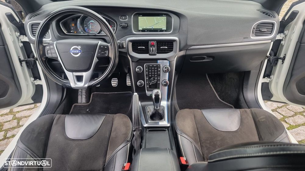 Volvo V40 2.0 D2 R-Design - 7