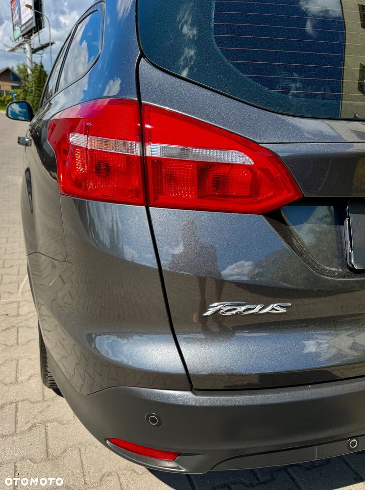 Ford Focus 1.0 EcoBoost Trend Sport - 11