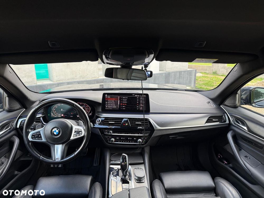 BMW Seria 5 530i xDrive M Sport sport - 13