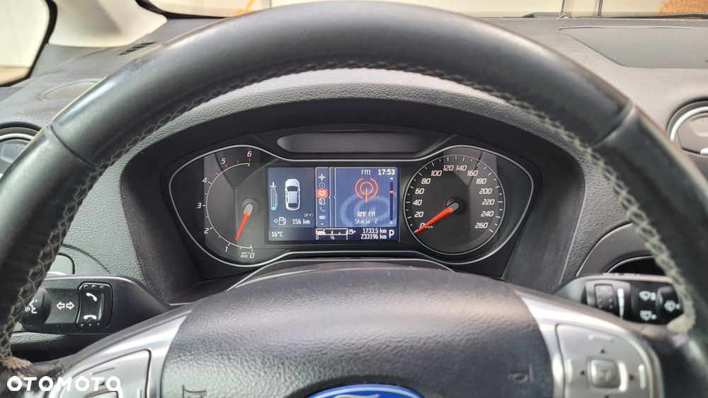 Ford Galaxy 2.2 TDCi Platinium X (Titanium) - 40