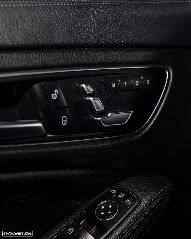 Mercedes-Benz CLA 45 AMG 4Matic Speedshift 7G-DCT Night Edition - 32