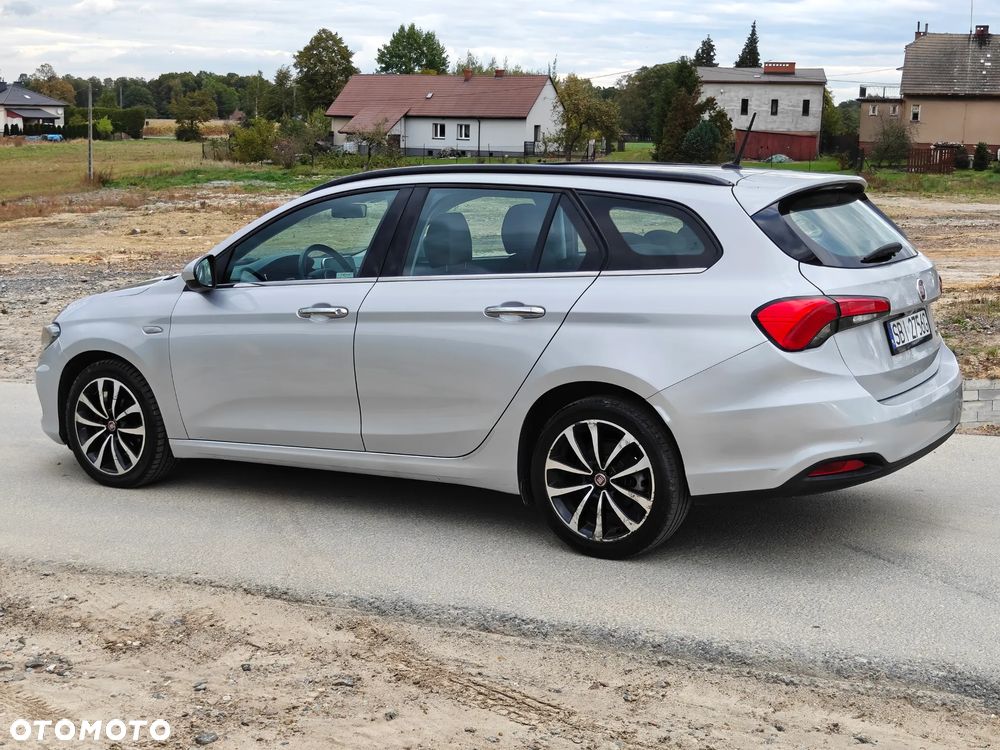 Fiat Tipo 1.4 T-Jet 16v Lounge EU6 - 3