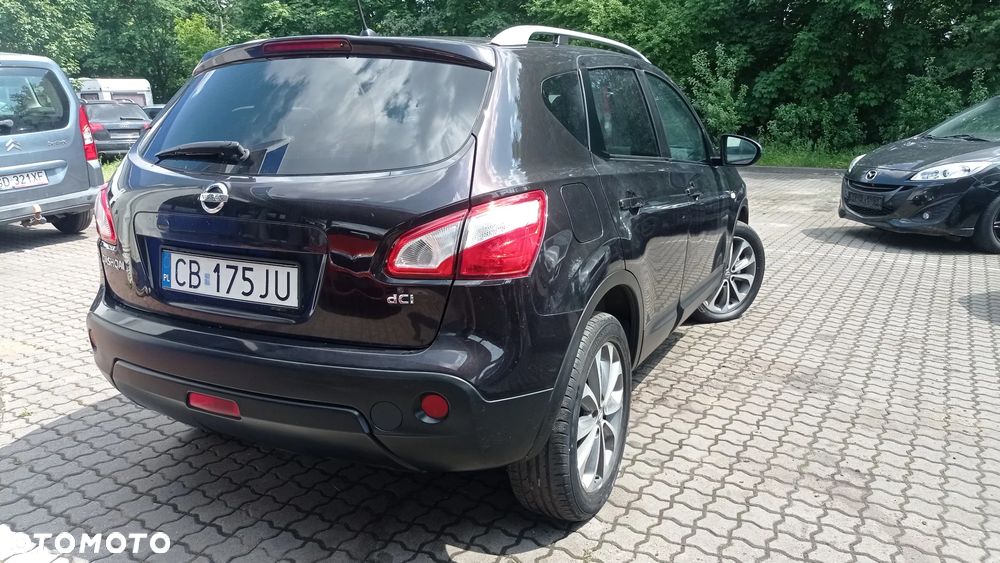 Nissan Qashqai 2.0 dCi DPF tekna - 18