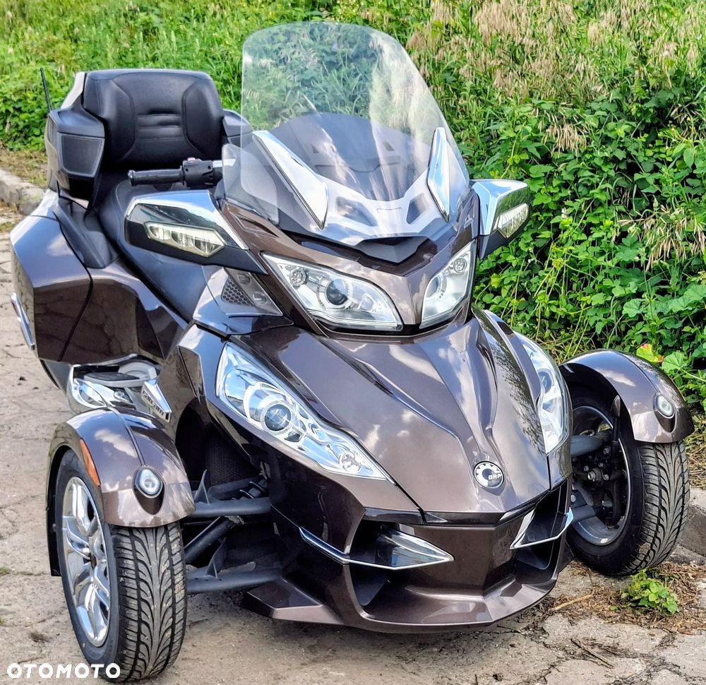 Can-Am Spyder - 9