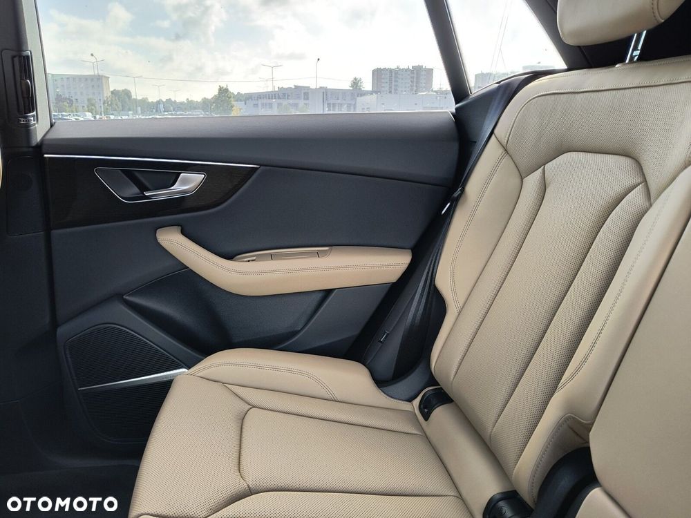 Audi Q8 - 38