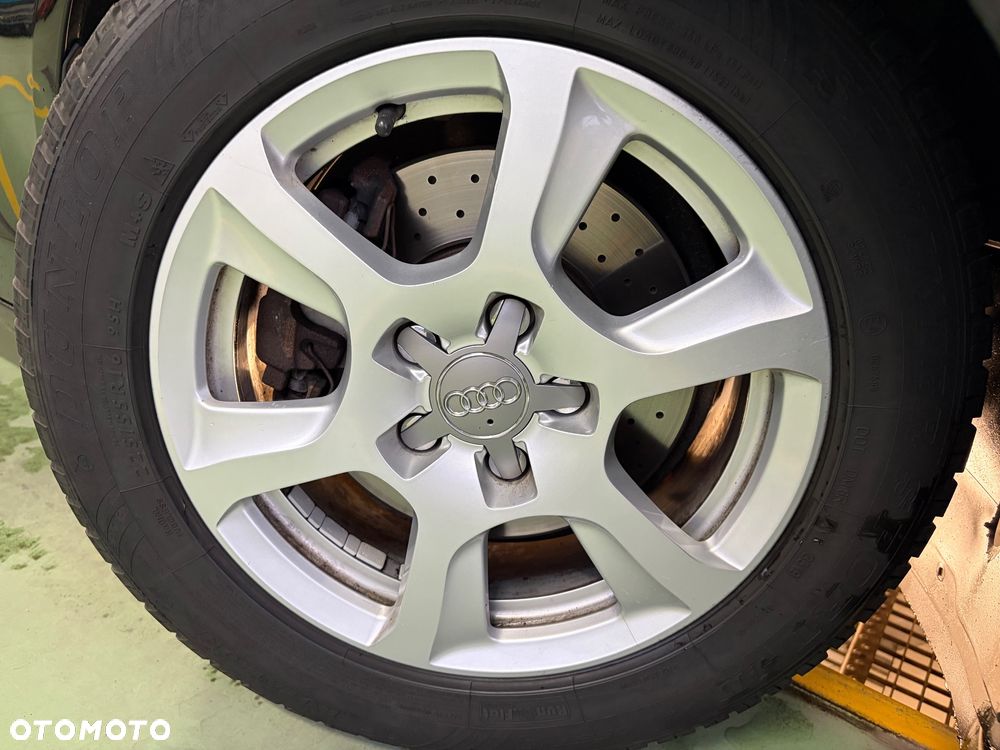 Audi A4 Avant 2.0 TDI DPF multitronic S line Sportpaket - 31