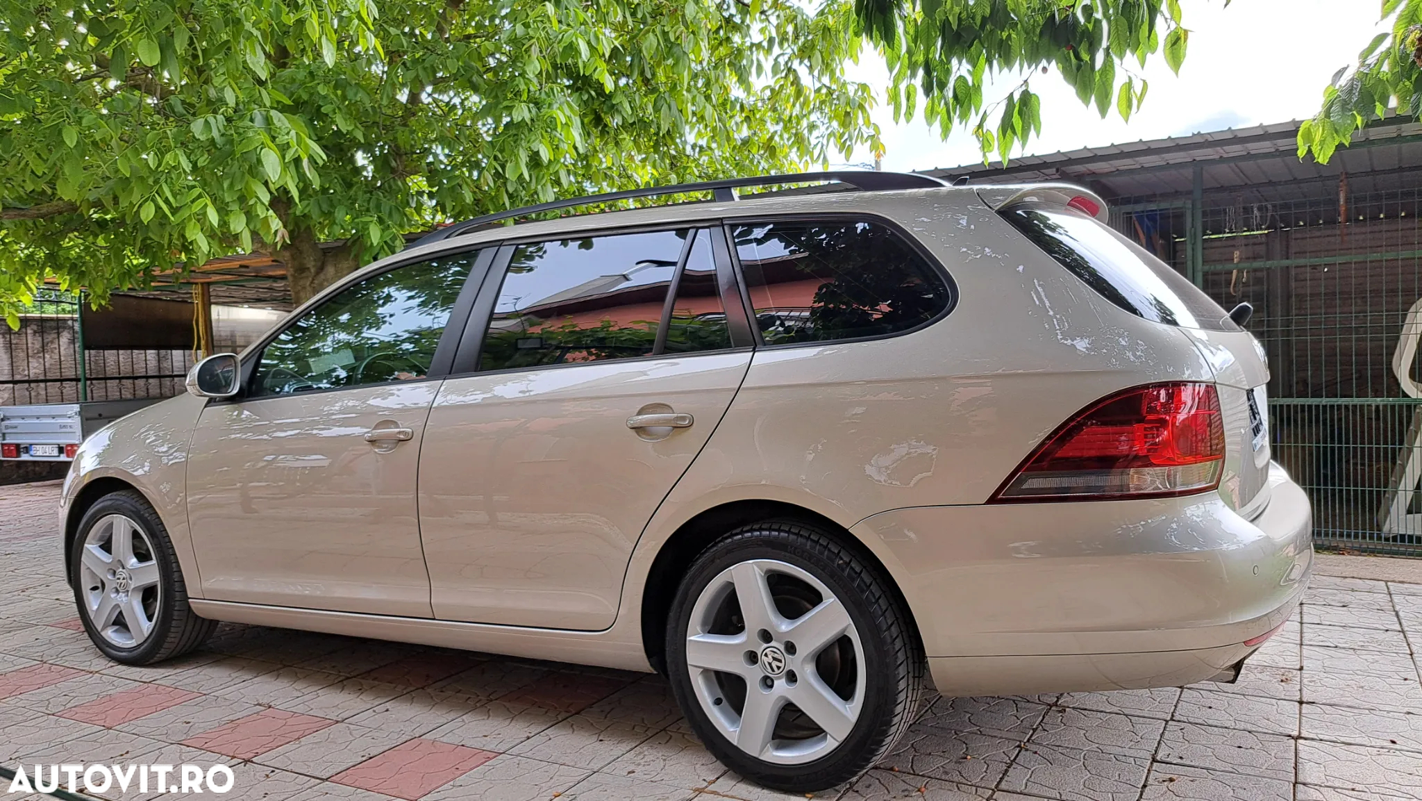 Volkswagen Golf 1.6 BlueTDI Comfortline - 10