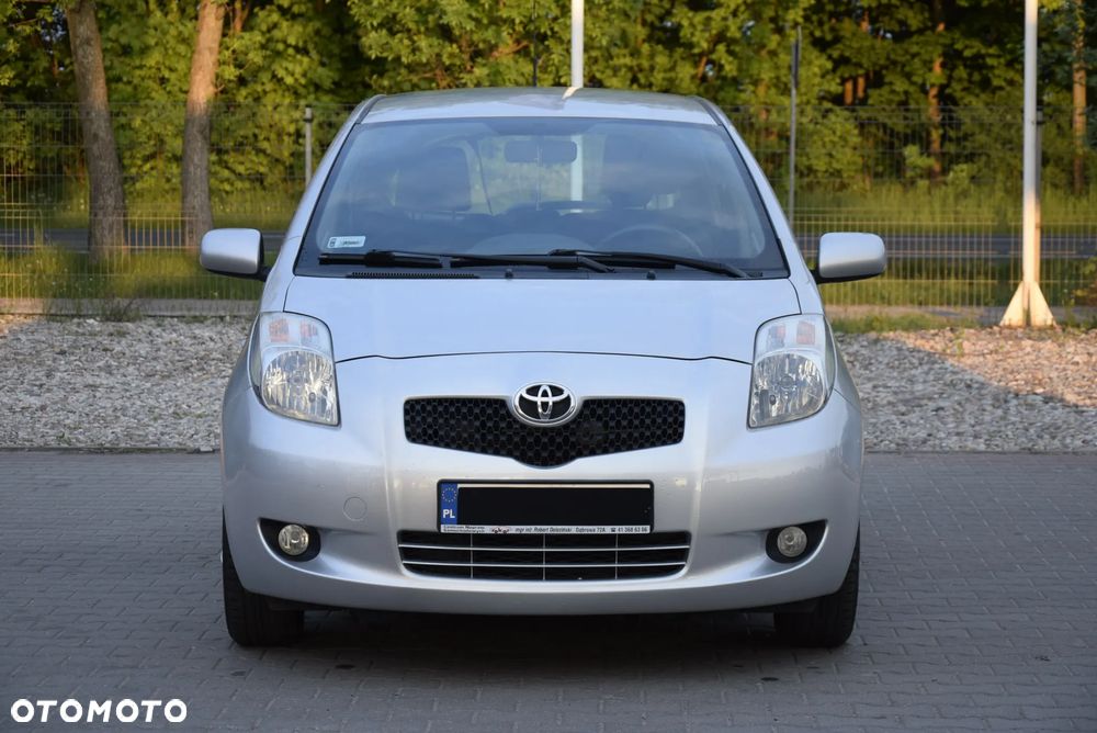 Toyota Yaris - 2
