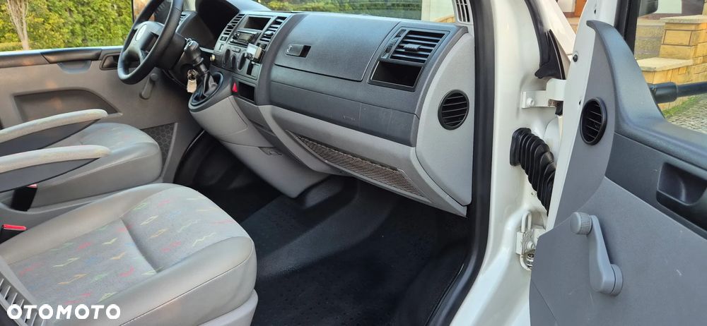 Volkswagen T5 - 27
