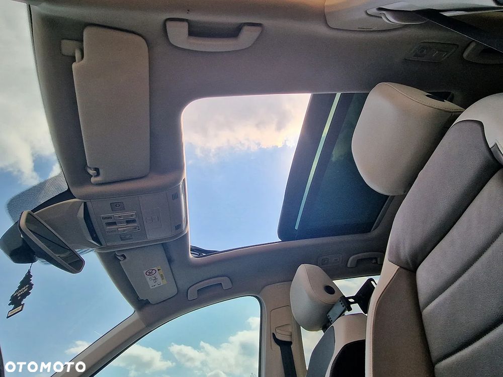 Volkswagen T-Roc 2.0 TDI SCR 4MOTION DSG Style - 22