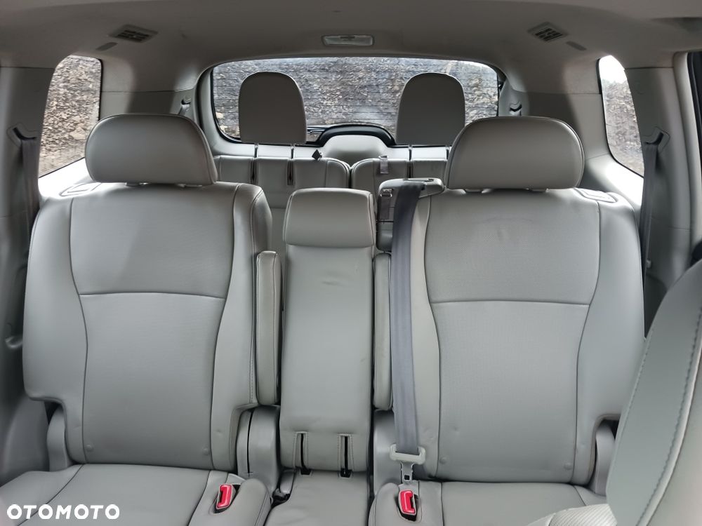 Toyota Highlander - 4