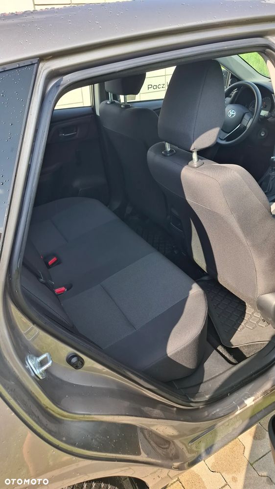 Toyota Auris 1.33 VVT-i Active - 14