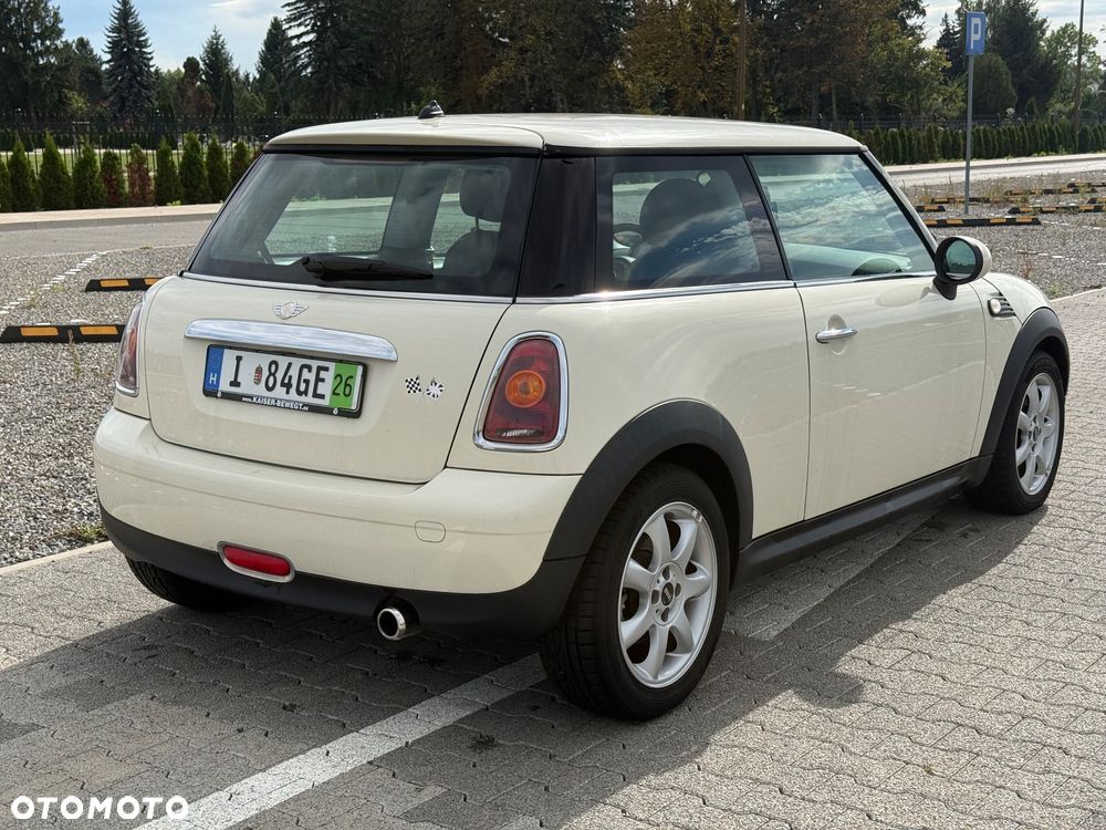 MINI ONE Standard - 5