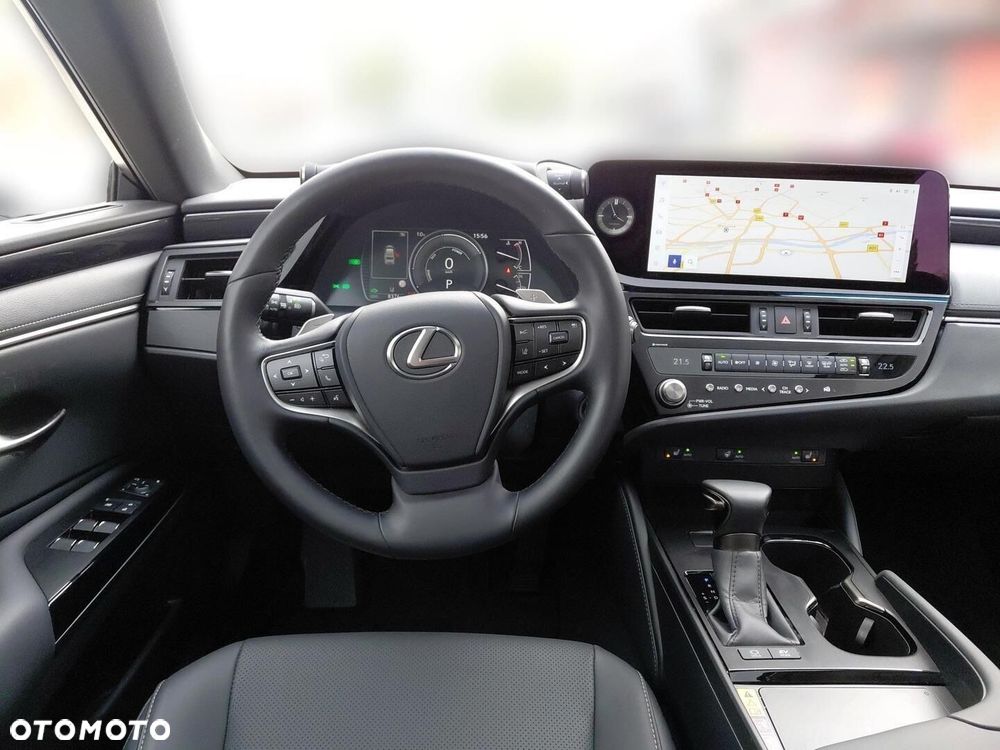 Lexus ES 300h Business Edition - 13
