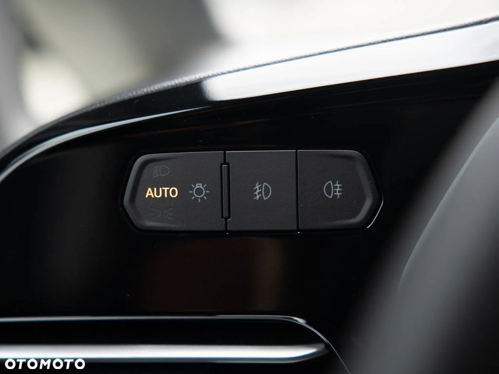 Ford Tourneo Connect - 27