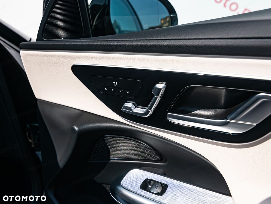 Mercedes-Benz Klasa E - 13