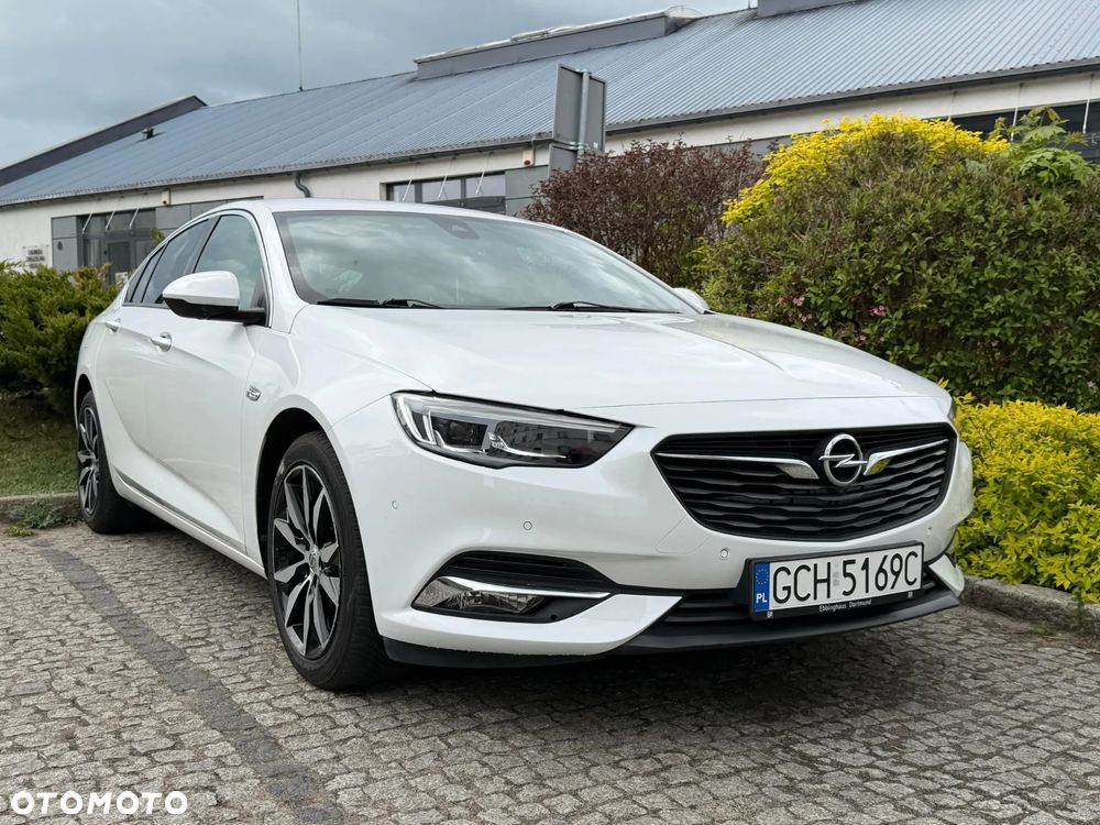 Opel Insignia ver-1-5-di-turbo - 11